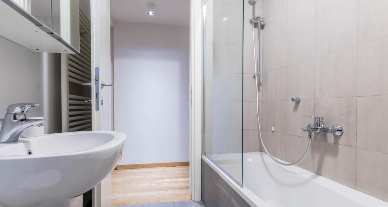 Joivy Apt For 6 With Big Terrace In Milan Centro Storico Ngoại thất bức ảnh